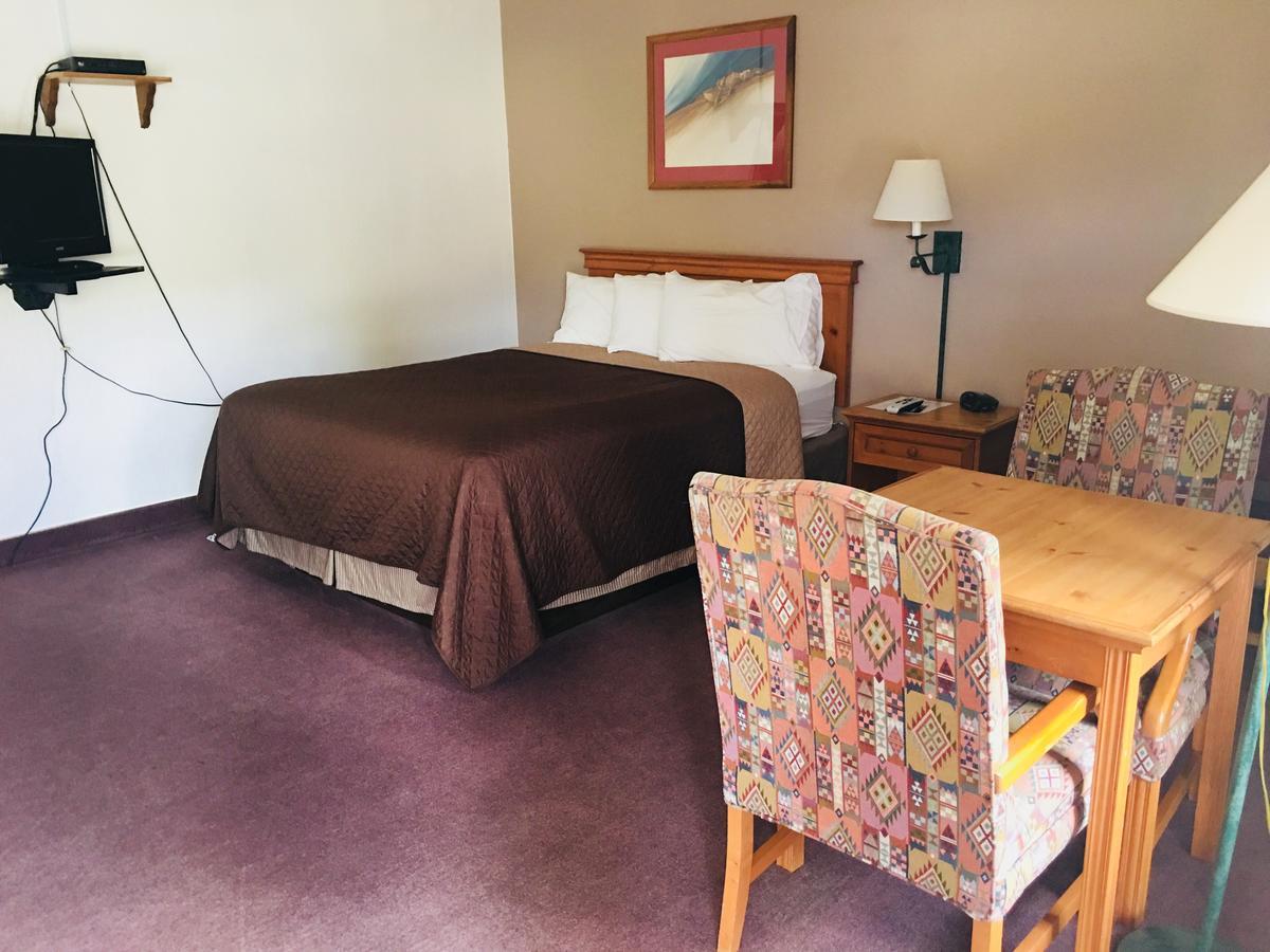 Redwood Arms Motel Paonia Εξωτερικό φωτογραφία